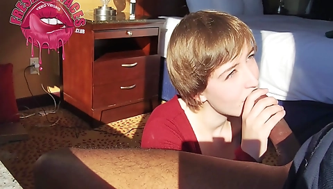 Amature big tits babe gets deepthroat with big dick