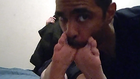 I'm showing my foot fetish on the webcam with my boyfriend